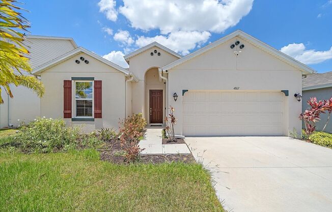 Annual 4 bed/2 bath Single Family Home inWillow Walk