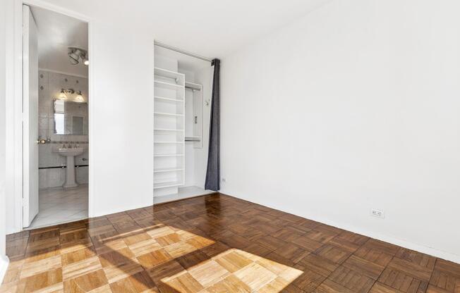 1 bed, 1 bath, $3,750, Unit 29G