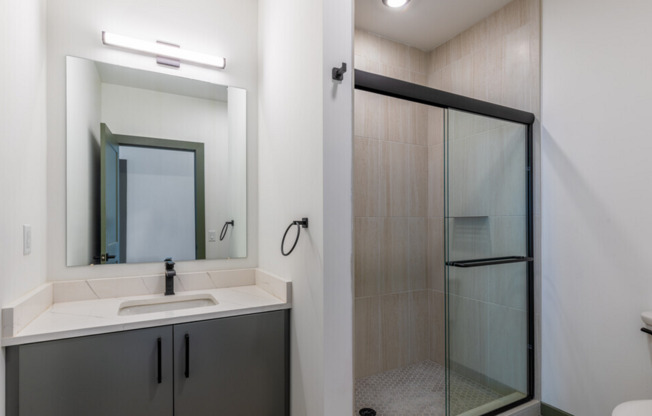 1 bed, 1 bath, 730 sqft, $1,875, Unit 2219-231