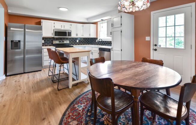 Pet Friendly Four Bedroom!