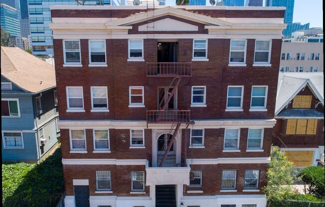 RCG 722 Hartford LLC