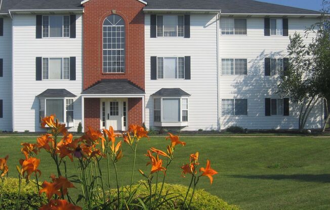 1 bed, 1 bath, 840 sqft, $1,170, Unit 3905 - 239