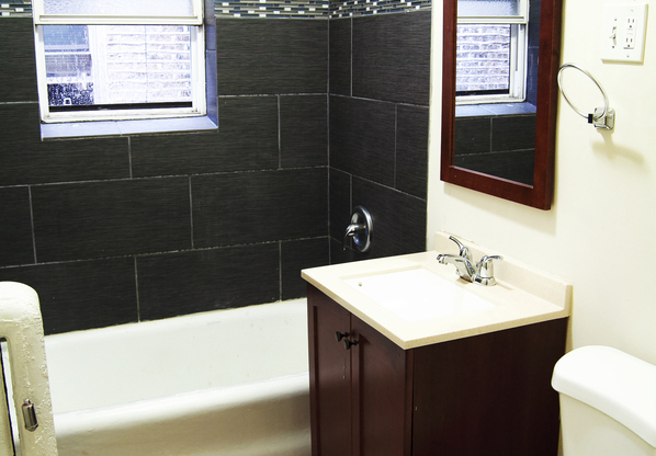 4823 N Springfield Ave