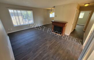 2 beds, 1 bath, 900 sqft, $1,550