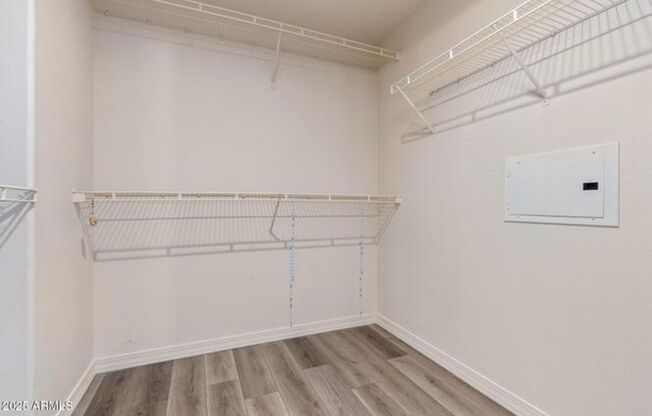 2 beds, 2 baths, $2,195, Unit UNIT 2244