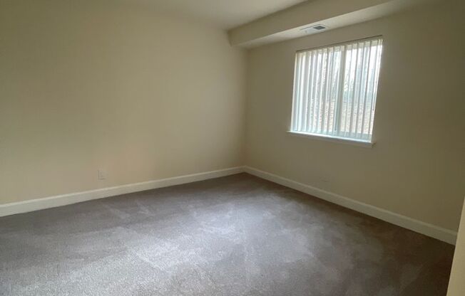 2 beds, 2 baths, 1,000 sqft, $1,950, Unit 14235 #A1