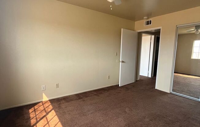 2 beds, 1.5 baths, 1,100 sqft, $1,695, Unit Unit #5