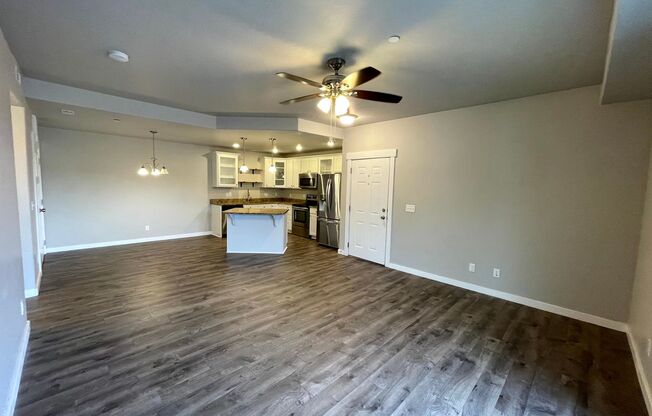 Great 3 bed/2 bath in Centerville, Unit G