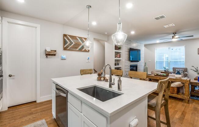 1814 GRANITE FLS CT