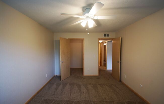 2 beds, 1 bath, 1,120 sqft, $1,724, Unit 308