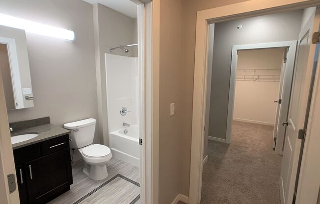 2 beds, 3 baths, 1,291 sqft, $2,520, Unit 1203