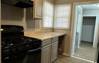 2 beds, 2 baths, $950