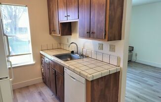 1 bed, 1 bath, $1,450, Unit 61