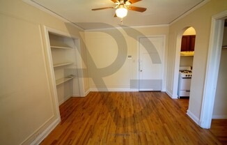 837 W Wolfram St