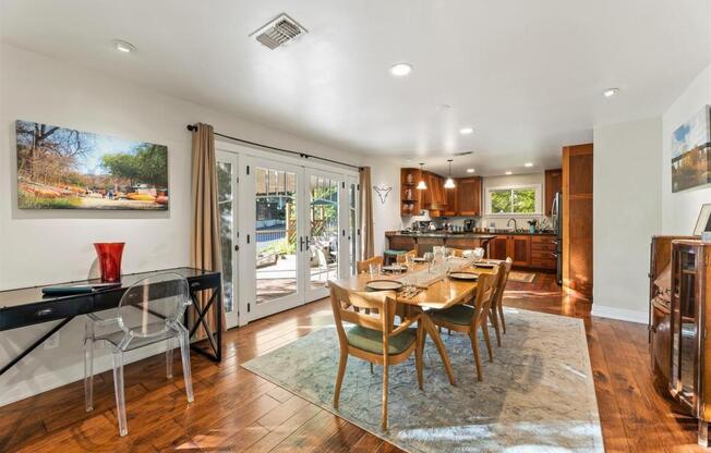 4 beds, 3 baths, 2,500 sqft, $10,500