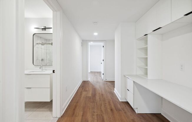 1 bed, 1 bath, 764 sqft, $2,930, Unit 201
