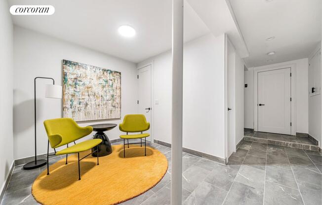 158 W 136 ST