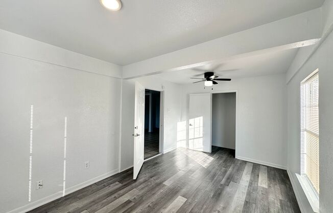 3 beds, 1 bath, 1,082 sqft, $900, Unit 912 Stetson