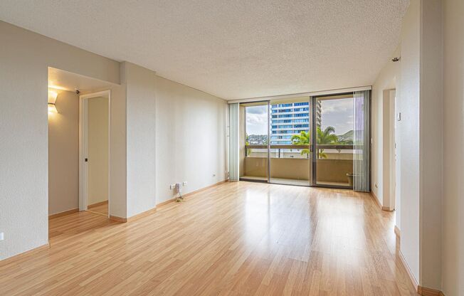 Iolani Court Plaza 703