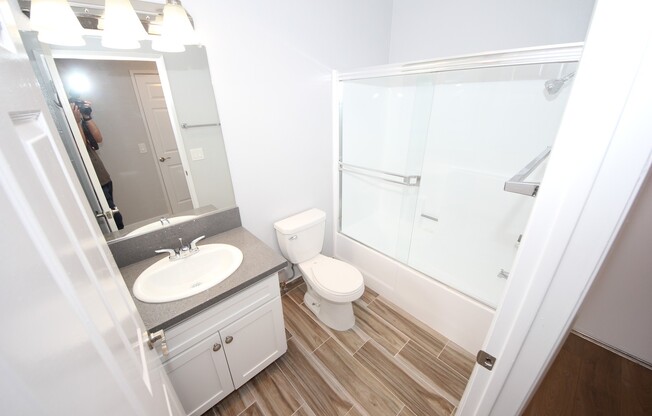 Studio, 1 bath, $1,995, Unit 115