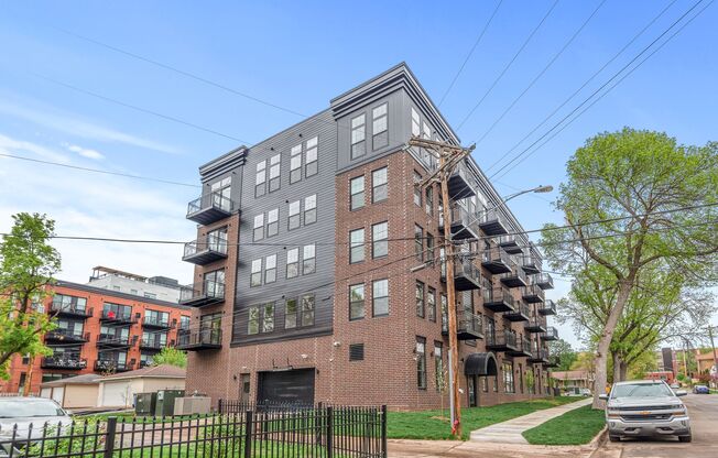 1000 Main Street Apartments