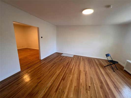 3 beds, 1 bath, $4,000