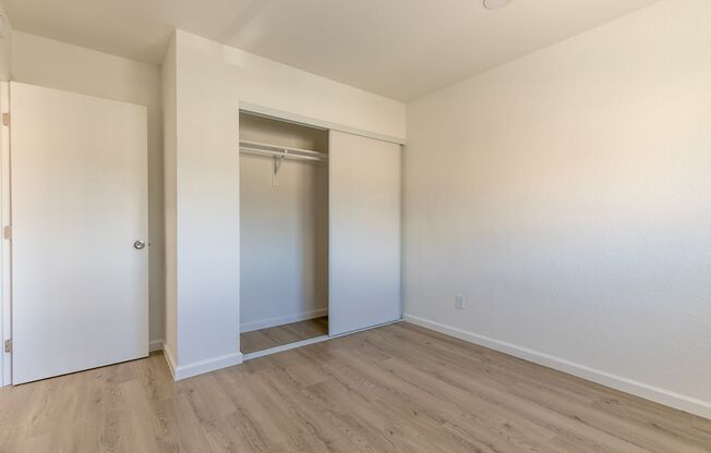 3 beds, 1 bath, 1,003 sqft, $3,295, Unit 3