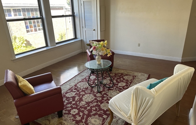 1 bed, 1 bath, 749 sqft, $1,700, Unit 101