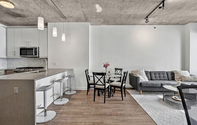 1 bed, 1 bath, 795 sqft, $2,750, Unit 404