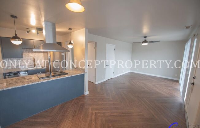 2 beds, 1 bath, 902 sqft, $1,695, Unit 14