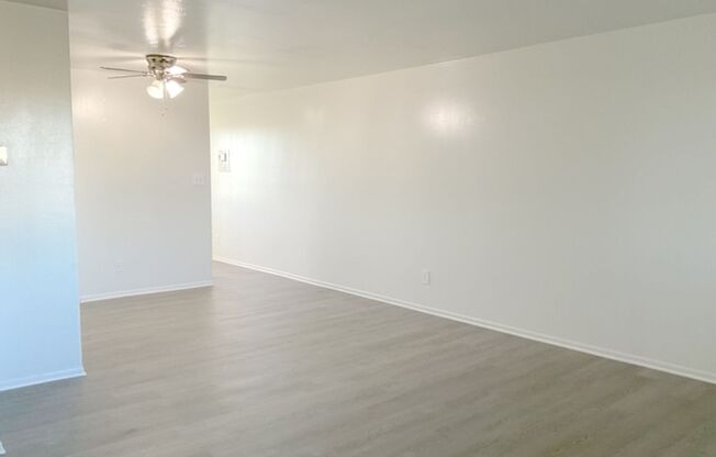 2 beds, 1 bath, 832 sqft, $1,550, Unit 211