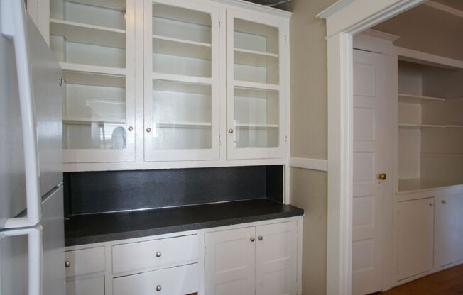 1 bed, 1 bath, $1,245, Unit 25