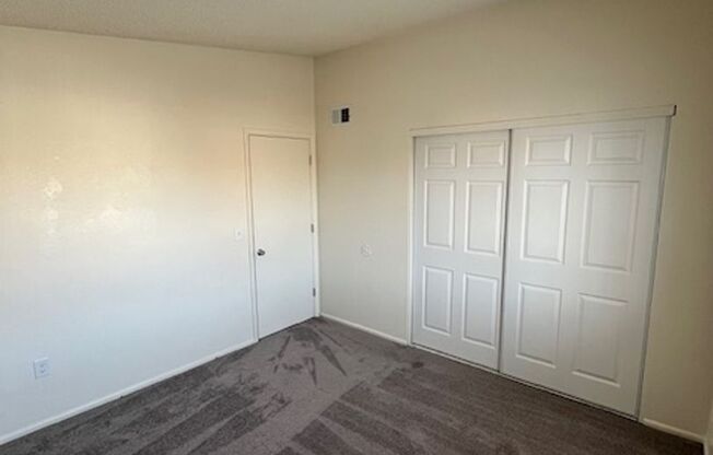 2 beds, 2 baths, 1,000 sqft, $1,195, Unit 201