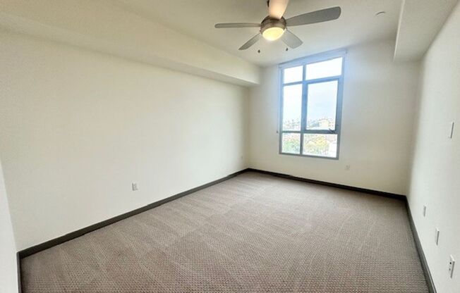 1 bed, 1 bath, 587 sqft, $3,095, Unit 719