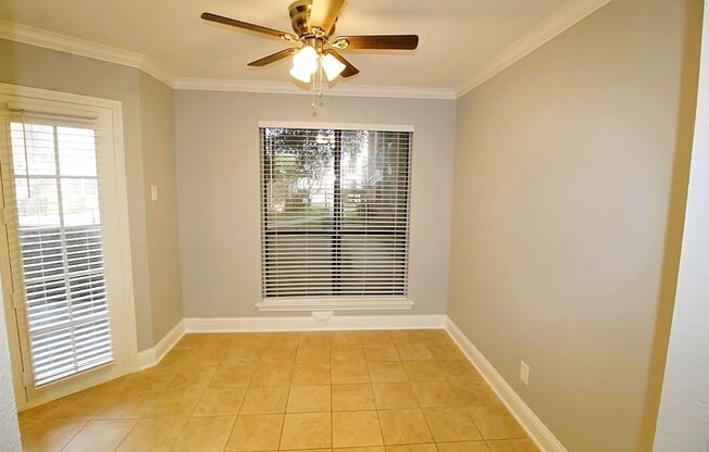 Beautiful 1/1 Lakeside Condo Near Lake Ray Hubbard For Rent!