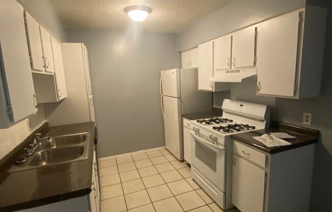 2 beds, 2 baths, $1,000