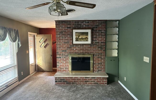 2 HERRING DR