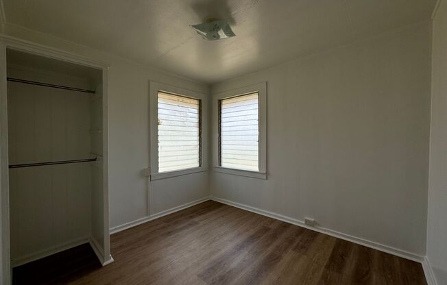 2 beds, 1 bath, $1,700