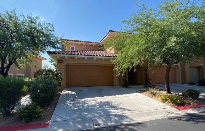 Wonderful 2 bed/2 bath Condo in Summerlin