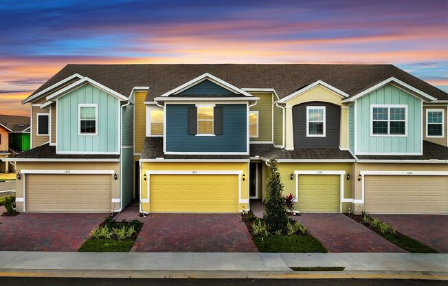 3 beds, 2.5 baths, 1,572 sqft, $2,562, Unit VALE956