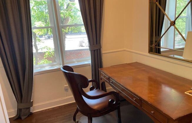 3 beds, 3 baths, $4,195, Unit Unit # 5