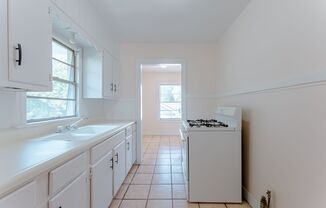 2 beds, 1 bath, $850