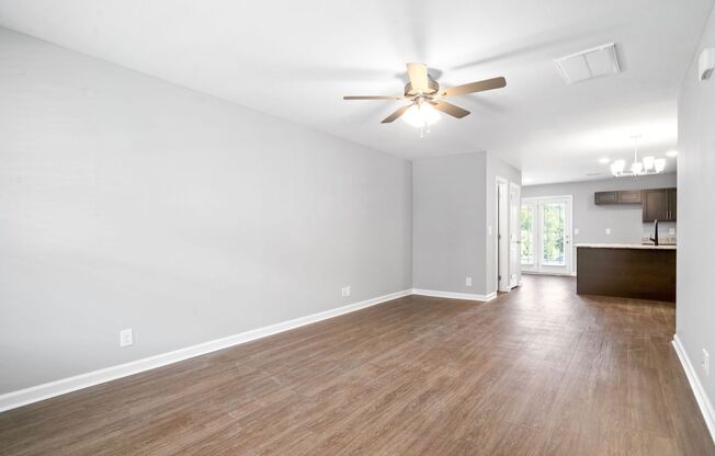 2 Bedroom Condo For Rent Near Madison Street!