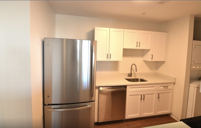 1 bed, 1 bath, 632 sqft, $3,435, Unit 114