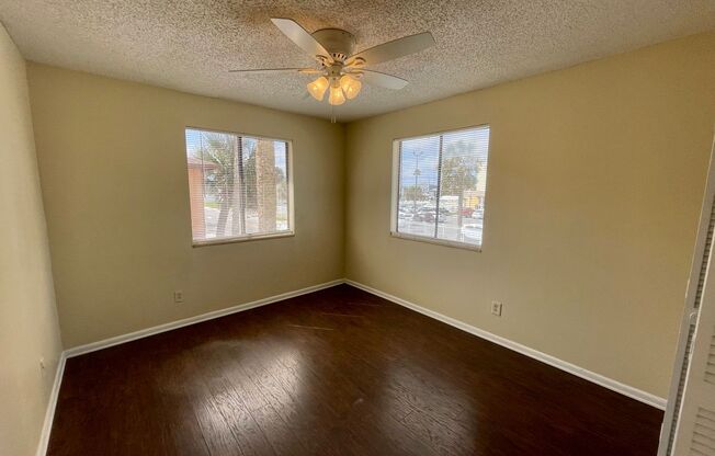 Beautiful 2/1 condo with 2 car garage for rent on 2nd street at Jacksonville Beach!