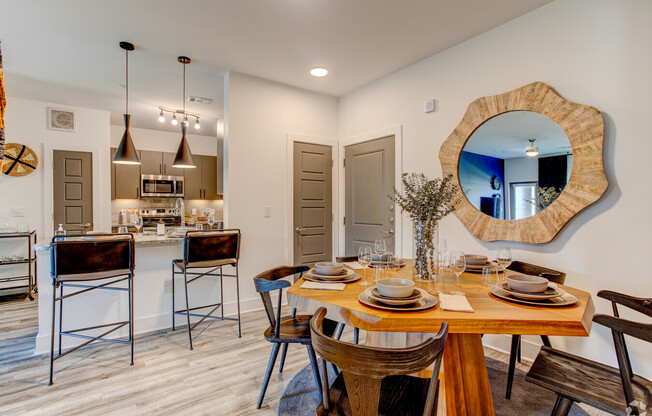 2147 AVALON PL