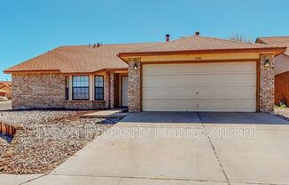 5201 TAMARIZ NW