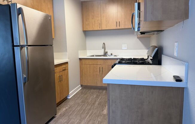 2 beds, 1.5 baths, 1,050 sqft, $3,390, Unit 1746-2