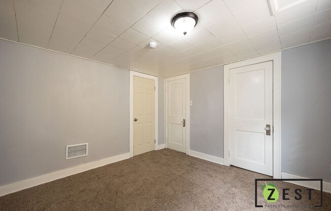 3 beds, 1 bath, $1,250