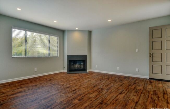 "ELEVATE YOUR LIFE STYLE: STUNNING 2-BEDROOM 2-BATH IN MISSION HILLS"